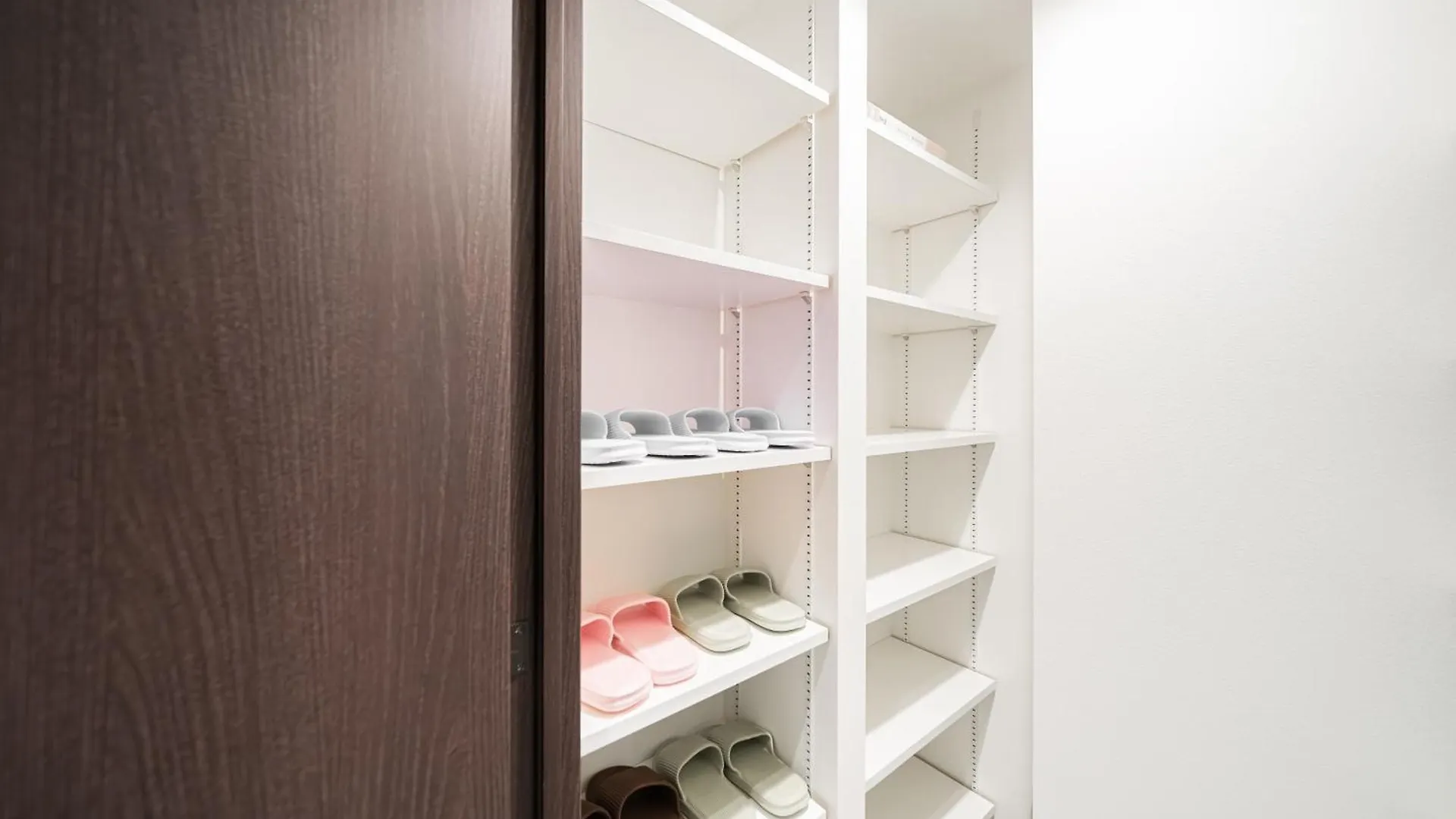 Roppongi 2 Bedrooms 3 Beds Tokyo prefektur